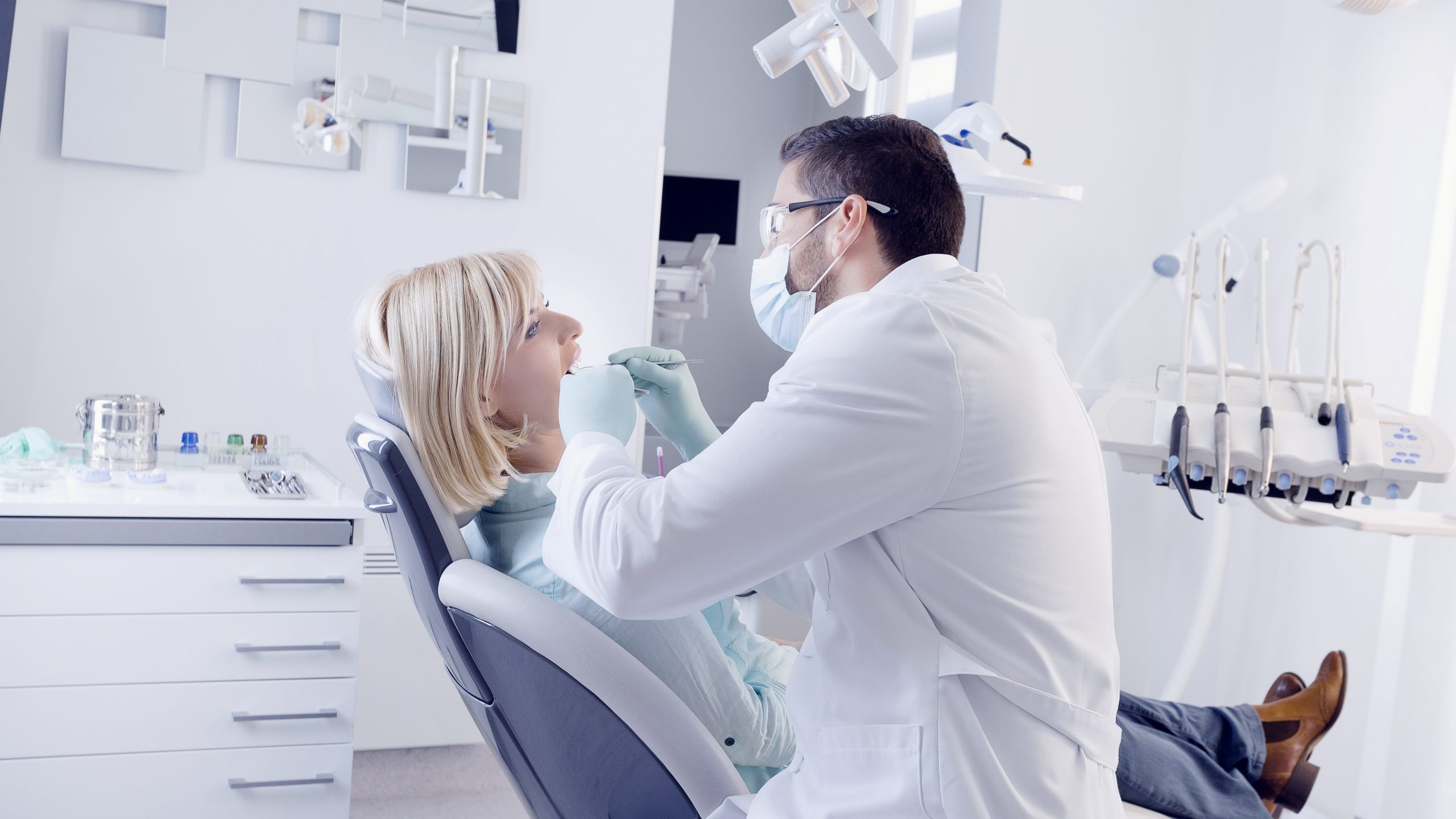 Dentist in Holly, MI